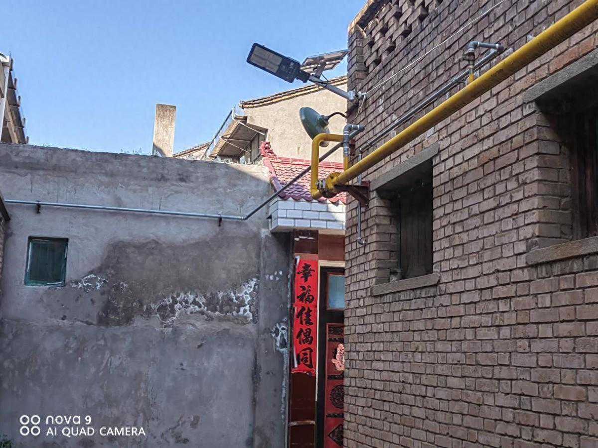 合阳县城关街道花园社区：路灯安装暖民心 为民服务践初心
