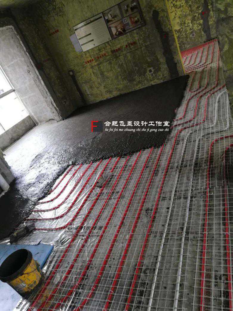 铺地暖要不要盖层钢丝网？听完师傅说的，幸亏我家没做错，暖和！