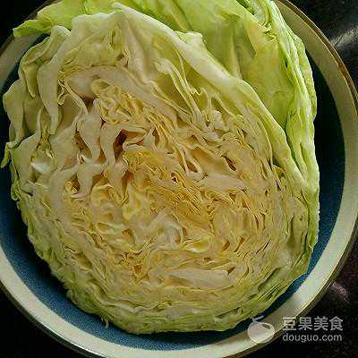 卷心菜肉丝炒面#福临门暖冬宴幸福面#